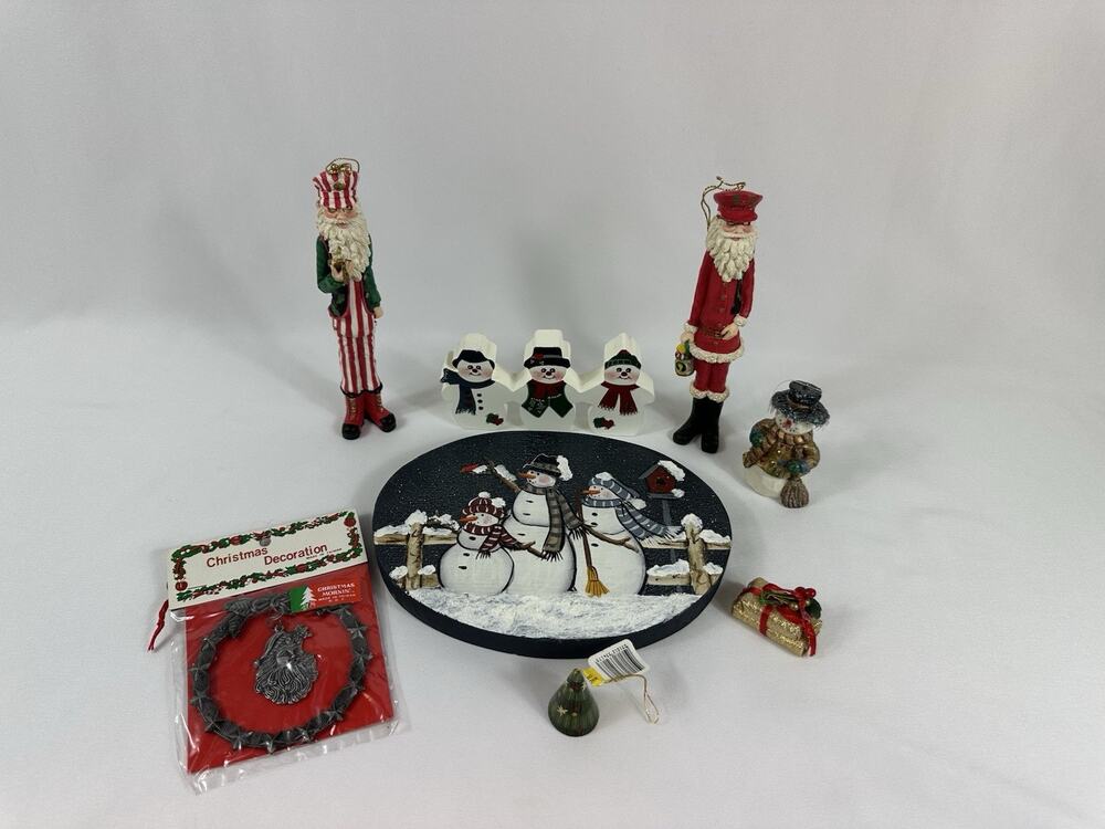 Vintage Christmas Figurines Lot Santa Snowmen Wreath Holiday Decor Ornaments